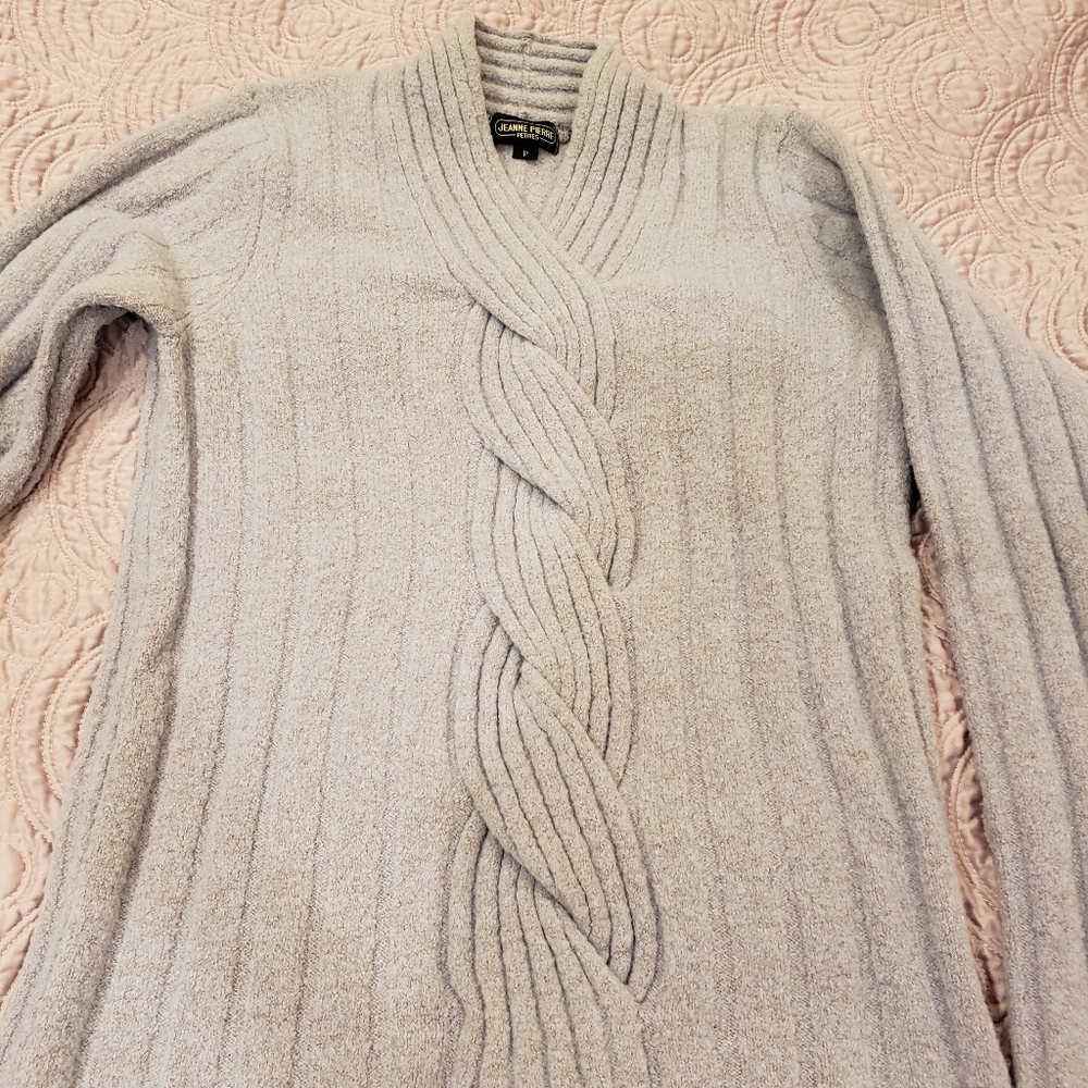Light purple cable front sweater- petite